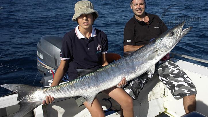 Captura de una gran barracuda en Christmas Islana