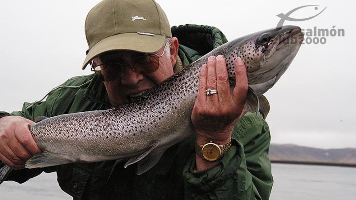 Pesca en el Río Grenlaekur