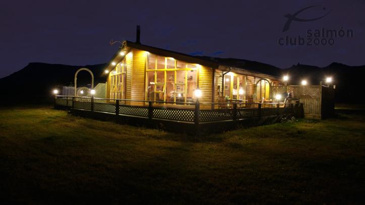 Anochecer en Breiddalsá Lodge