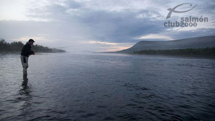 Pesca en el Río Kaitum. Campamento Tjuonajokk