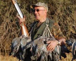 Peio Arrasagaray, durante una jornada de caza cualquiera en su lodge.